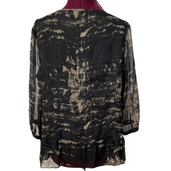 Women's Black & Taupe Chiffon Blouse Size 1X (16W-18W) V-Neck Tux-Pleated Button - Picture 2 of 9